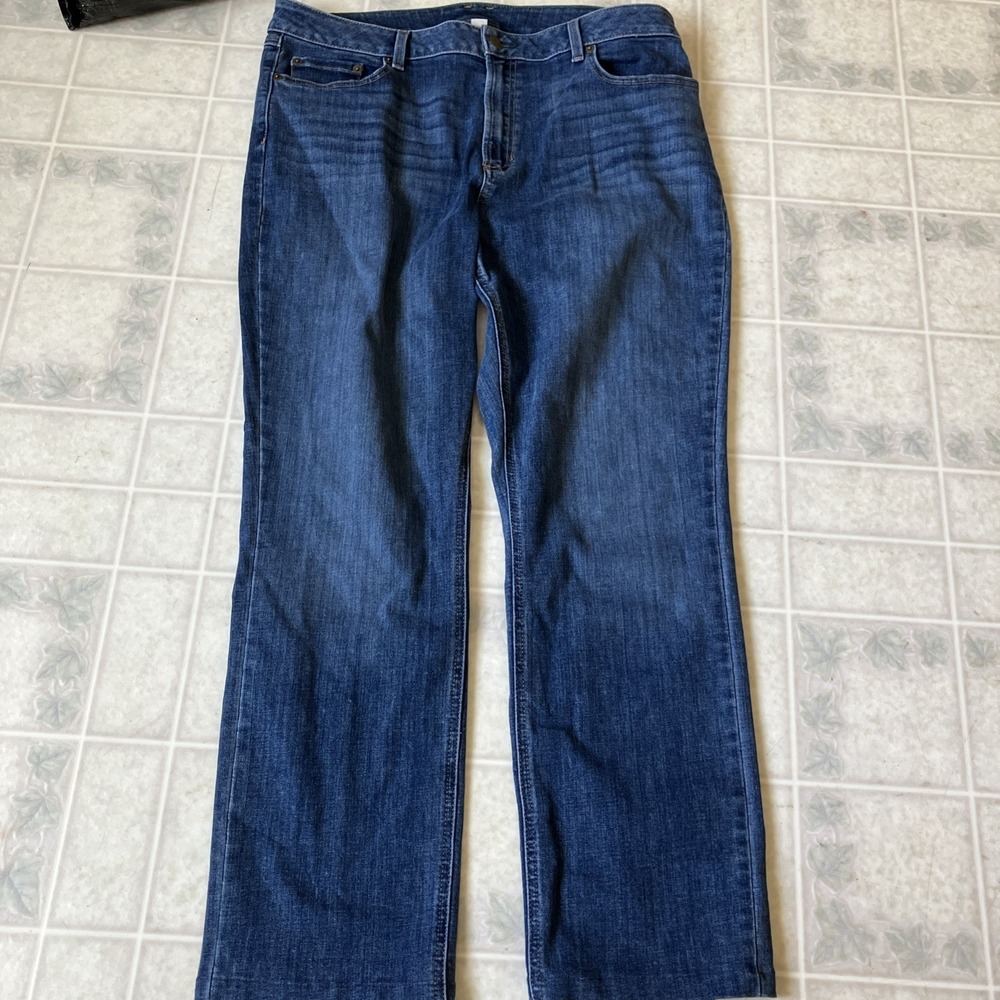 L.L.Bean Favorite Fit Women's‎ Straight Leg Blue Denim Jeans sz 18 Bean Flex